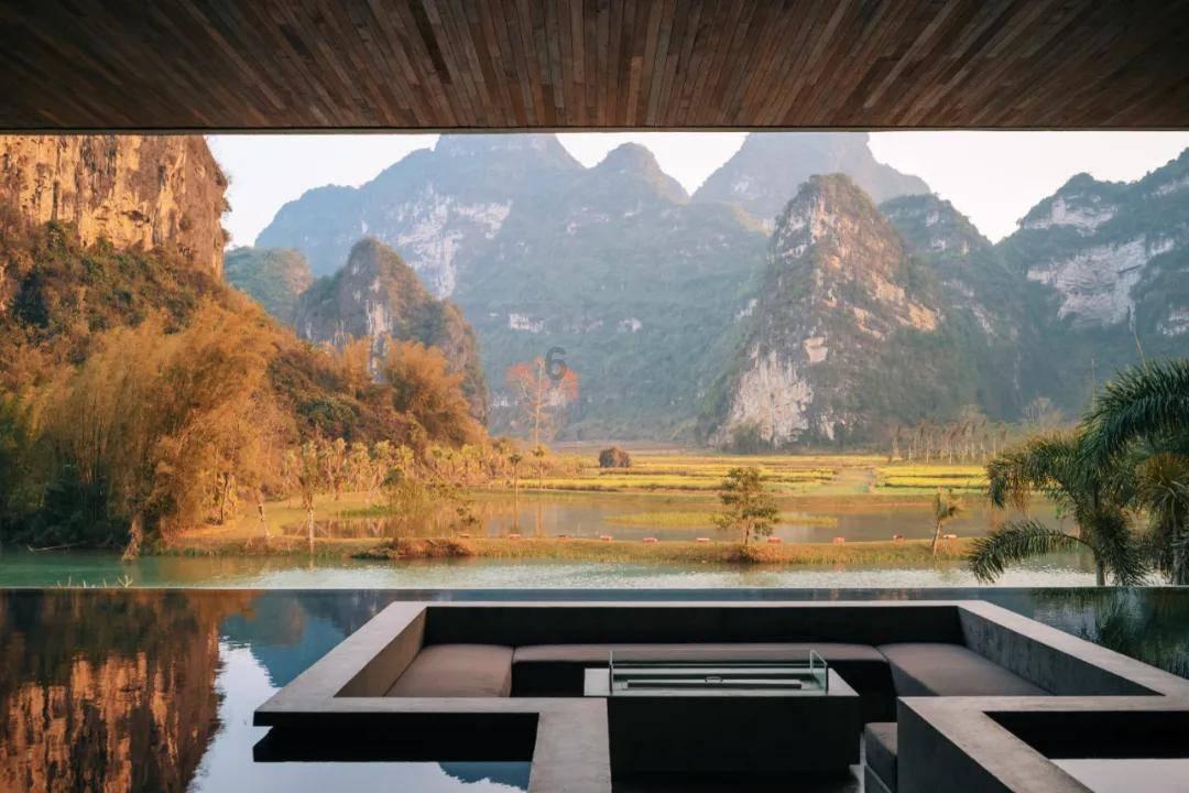 英语Count your blessings and enjoy life怎么翻译？
